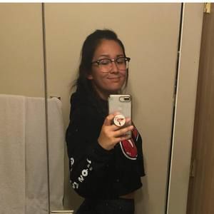 Meet your Posher, Dana